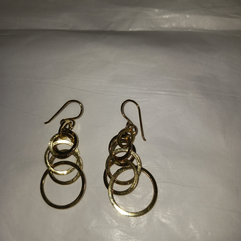 925 gold plated dangling earrings.